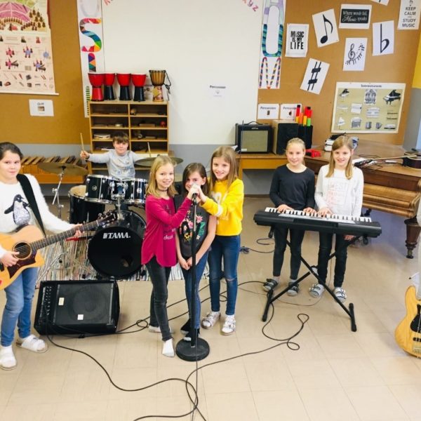 128611808_3728355100557566_4852197525714403903_o