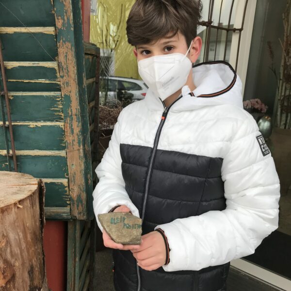 FCEED69F-A7FF-4982-B4F4-E29E601CF64F