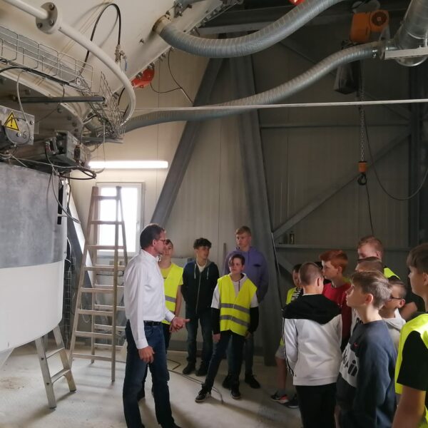 PHOTO-2022-05-31-07-15-07 (2)