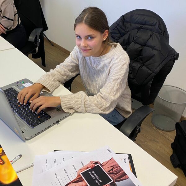 3534d73c-e071-4882-9a9c-1fa161a49388