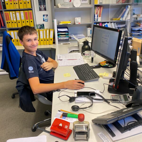 5cd29bcc-17d8-4bed-b357-4a4e2e9b2312