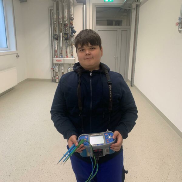 bd9212ad-f32d-48b9-8905-c362ed7942cc