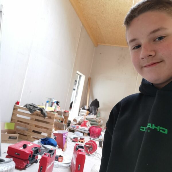 f754d7e1-b8a6-4d70-b51a-eb5756eb1dd5