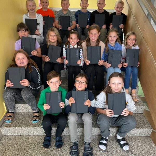 1d25daf6-b67f-4063-a578-2a7b0d6a07ee