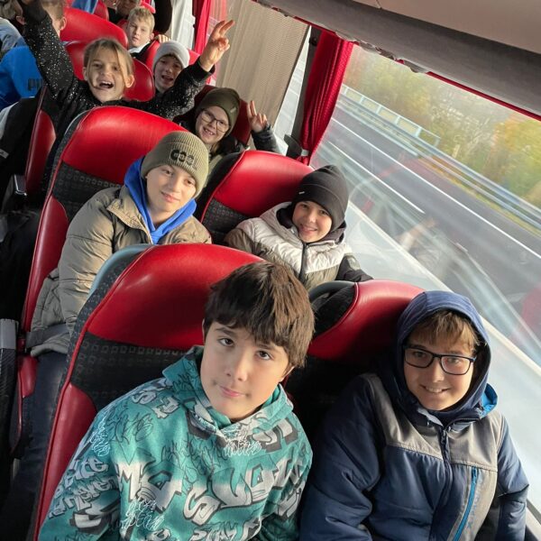 309d88ba-1d48-40b9-93b3-ccc94d3bf75b