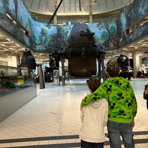 WhatsApp Image 2024-05-03 at 11.41.06 (1)